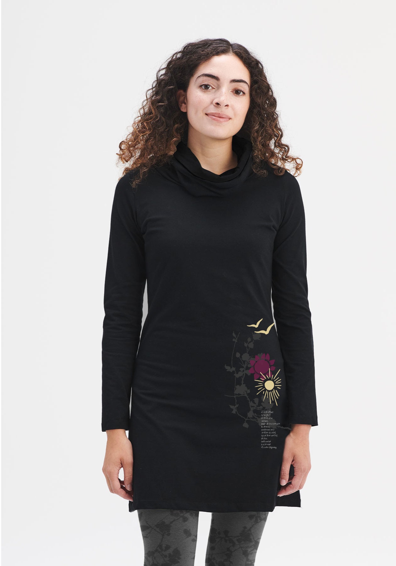 Robe Trapèze noire blanche fleurie Seventies créateur Robe Trapèze noire blanche fleurie Seventies créateur