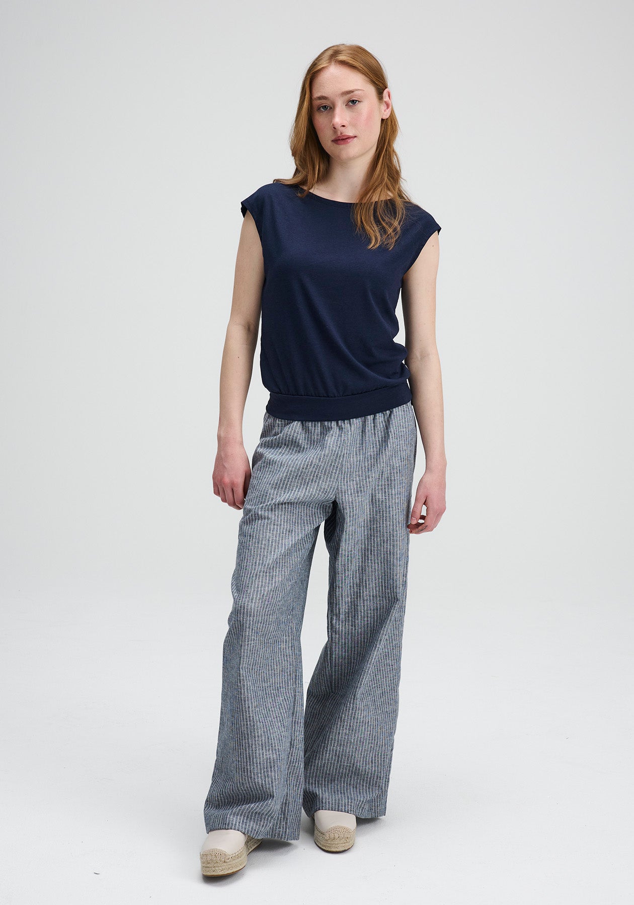 BATISCAN - Navy short sleeve top