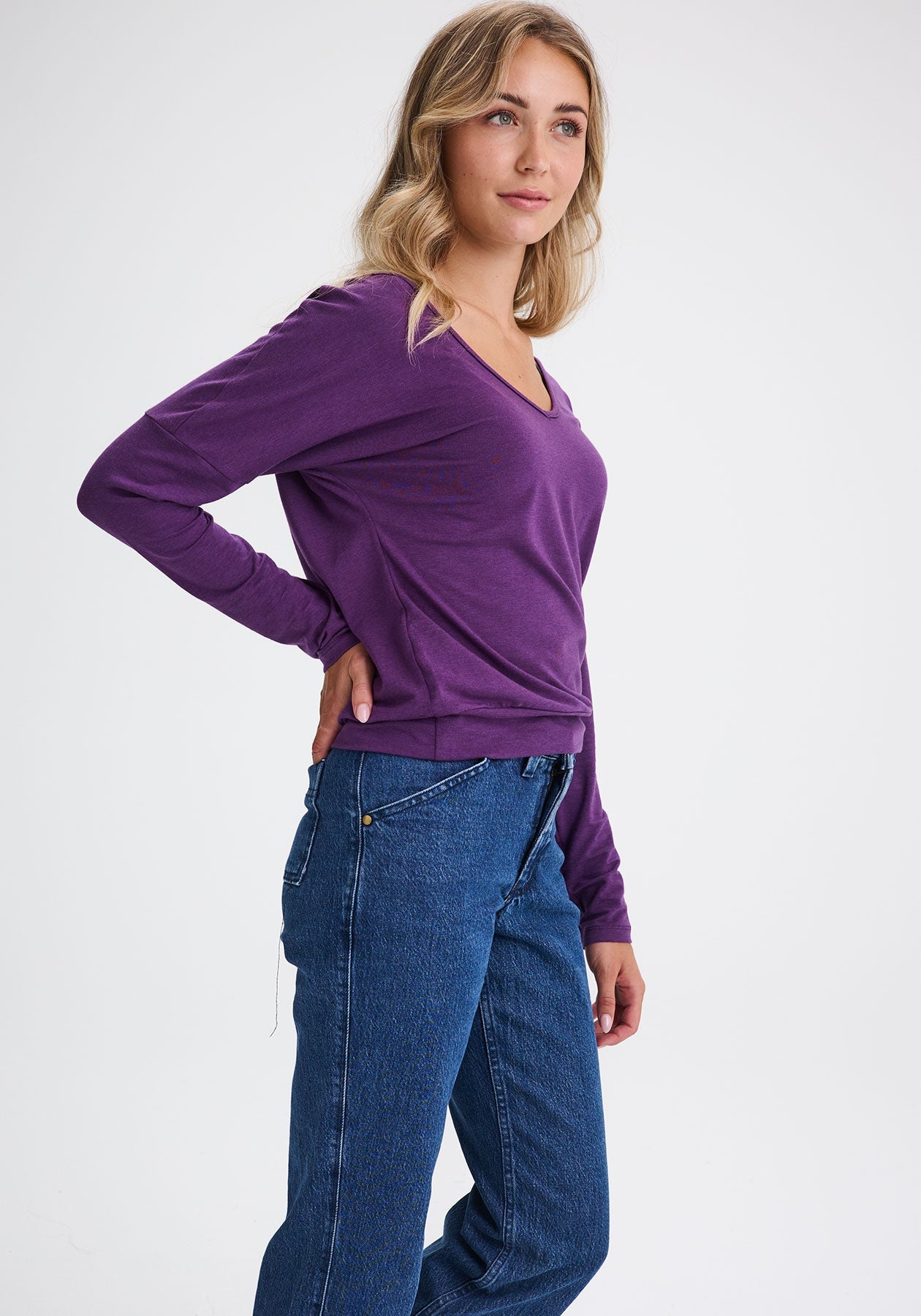 VIENNE - Chandail col V mauve-Hauts-Message Factory