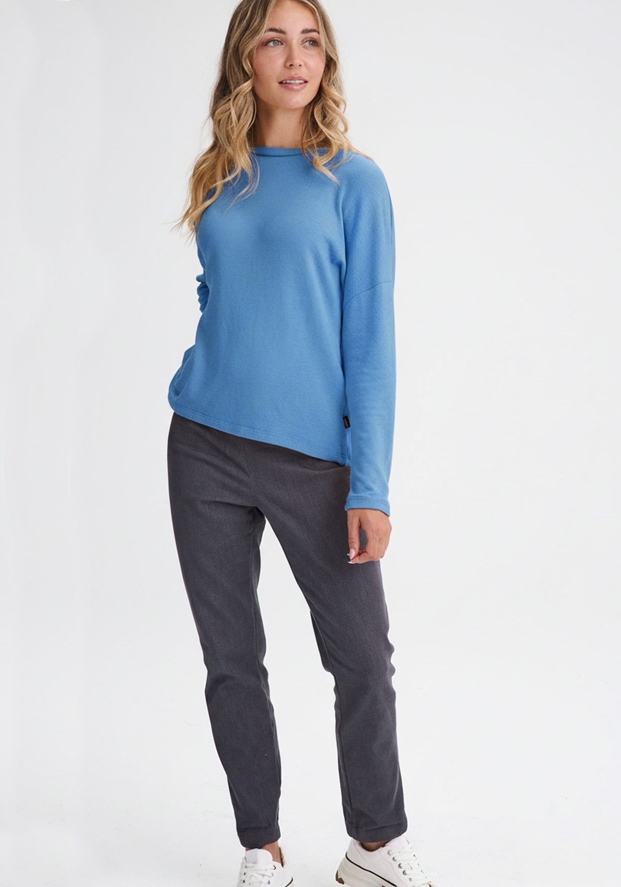 CHANDLER - Blue sky long sleeve top