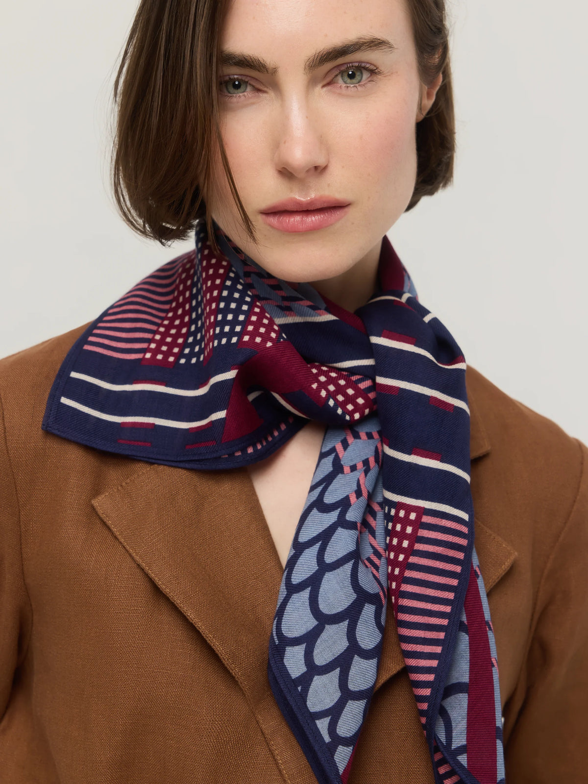 Merino Wool Square Scarf in Blue, Pink & Burgundy - Entrelacs