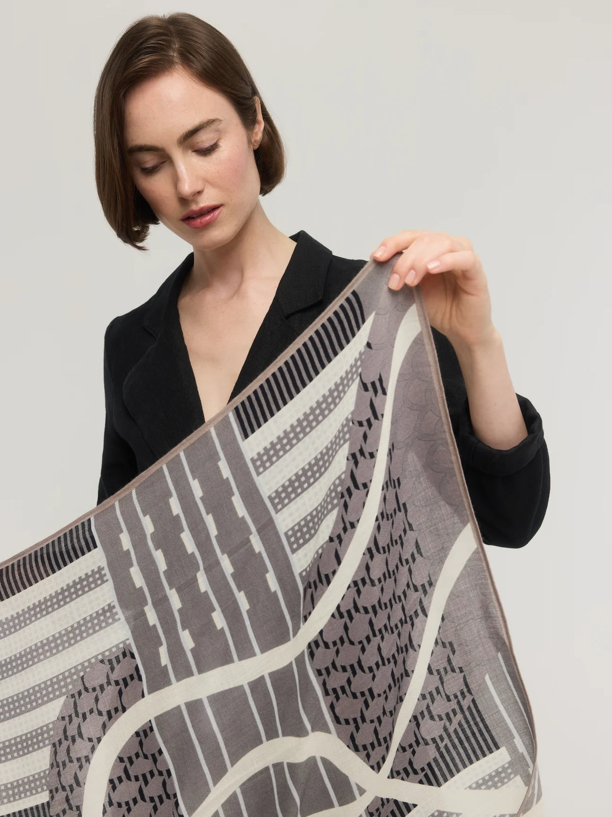 Merino Wool Square Scarf in Grey, Ecru & Black - Entrelacs