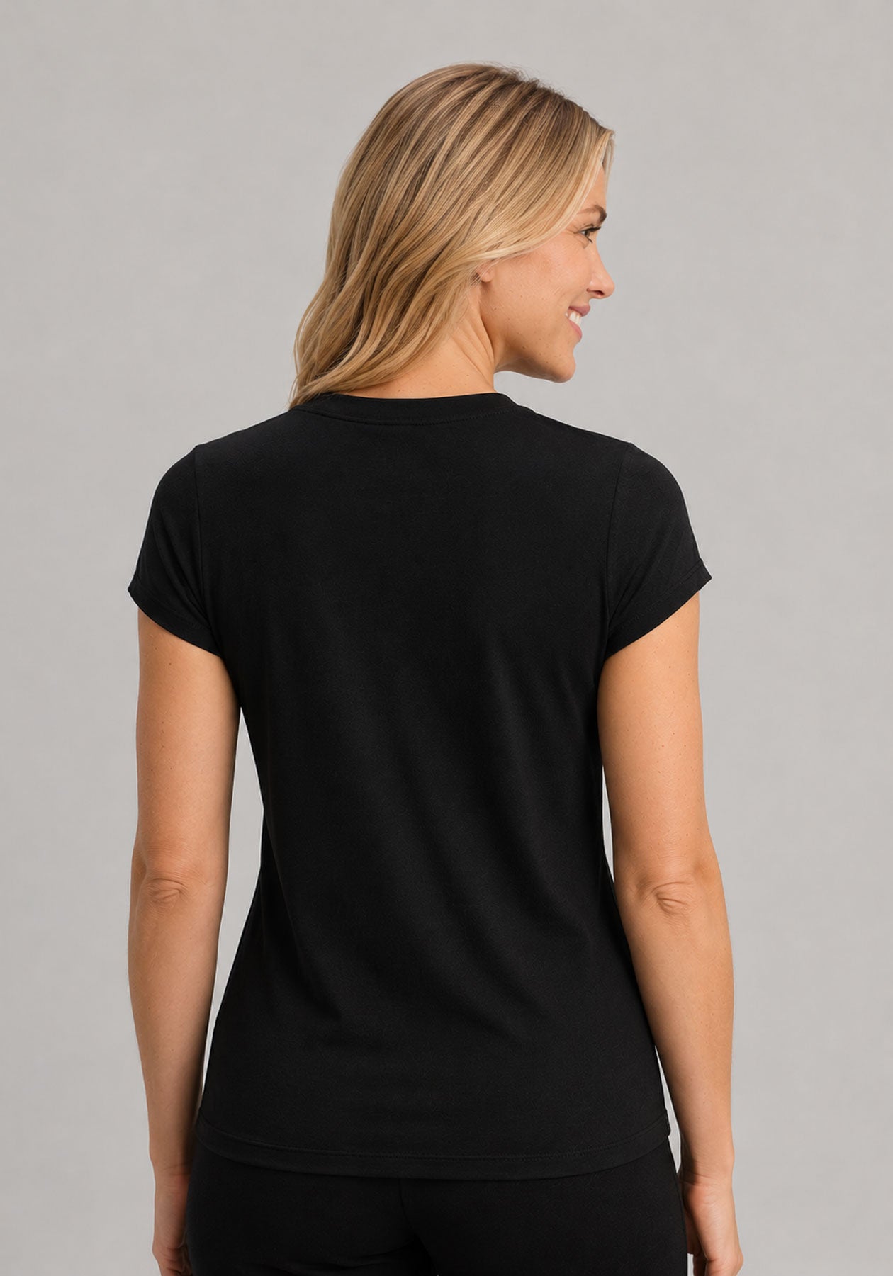 plain black organic cotton t-shirt | Women's fit | OÖM Ethikwear
