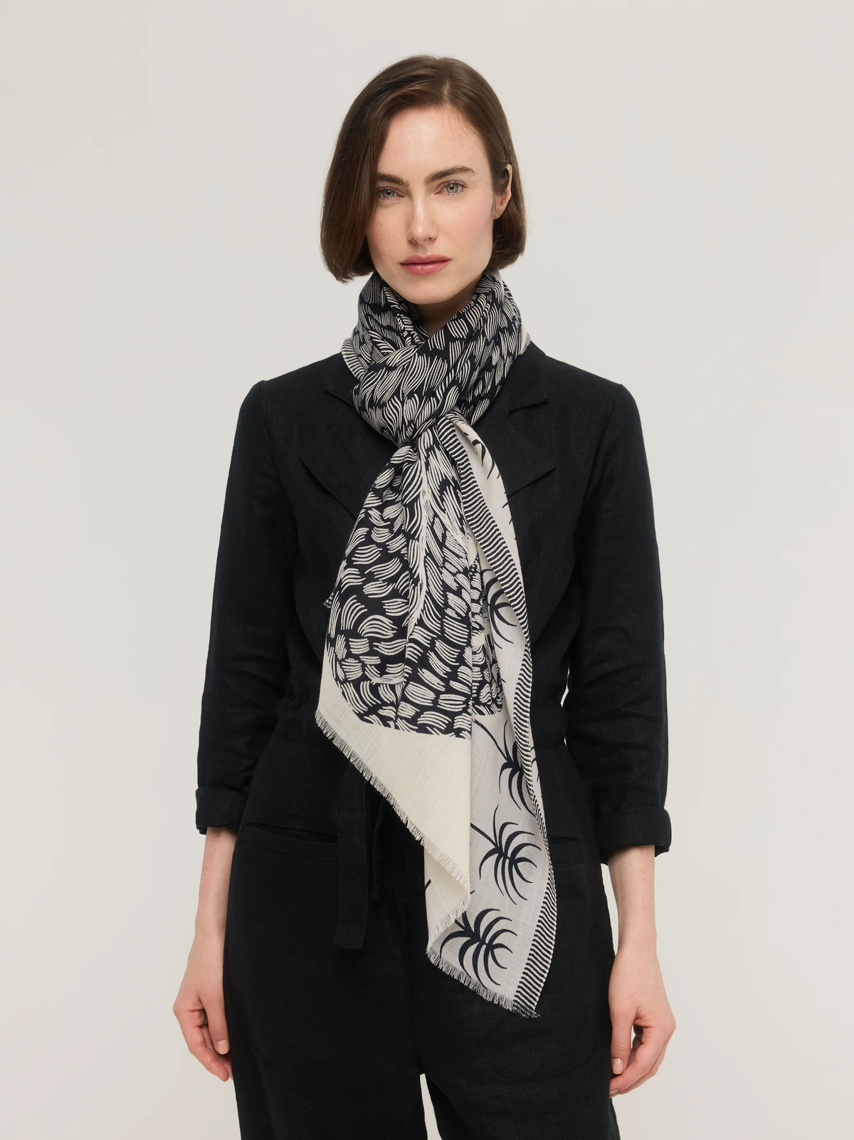 Merino Wool Scarf in Black & Ecru - Teddy