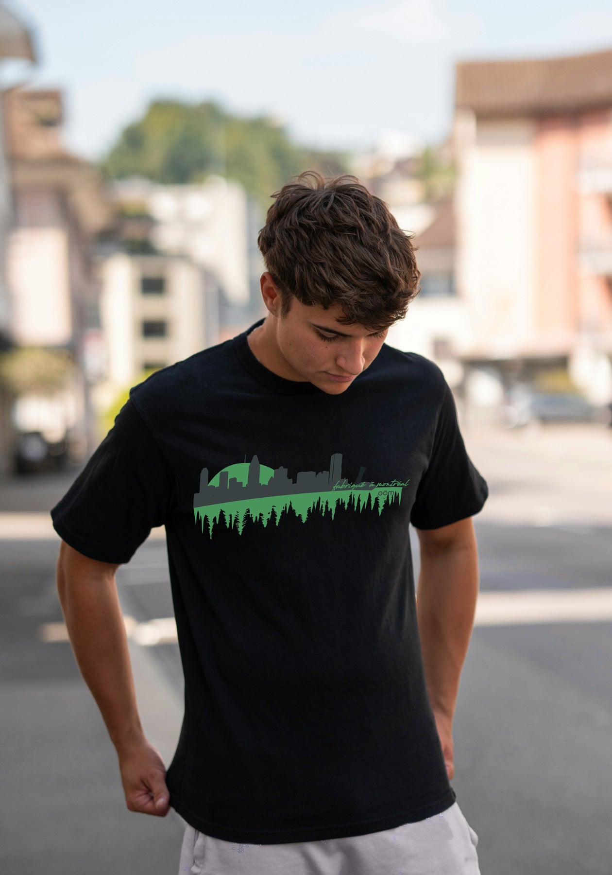 MONTREAL REFLEXION- T-shirt noir en coton biologique