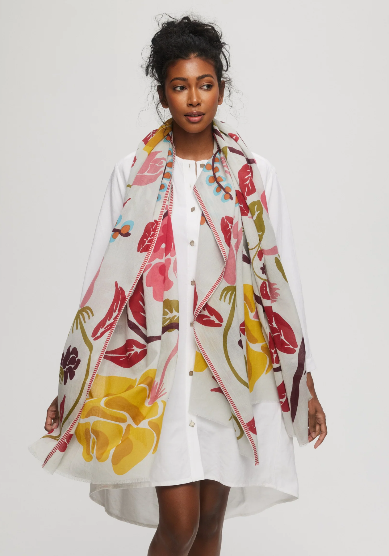 Foulard de coton motif floral rose & jaune - Le Baie-Mahault