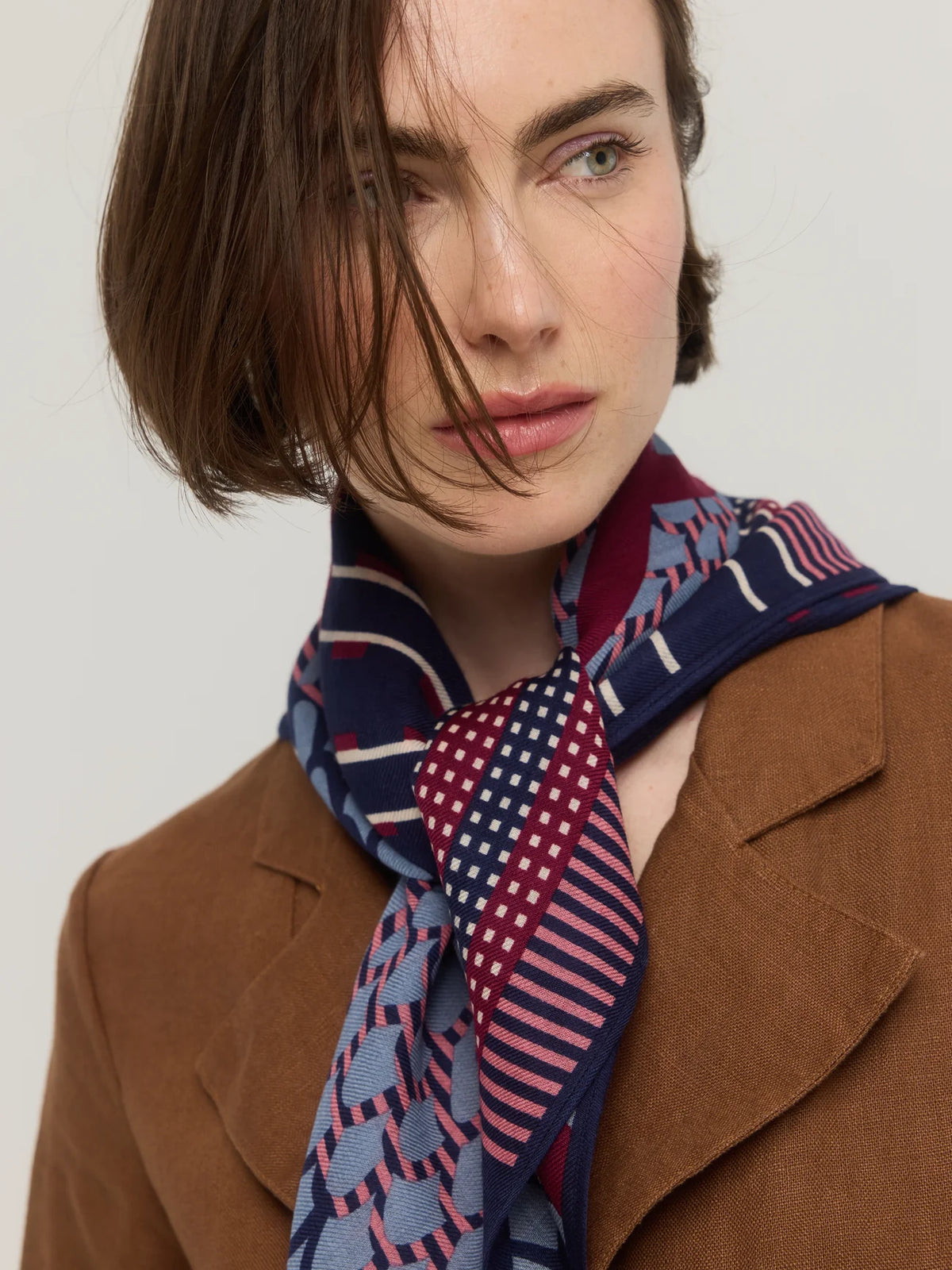 Merino Wool Square Scarf in Blue, Pink & Burgundy - Entrelacs