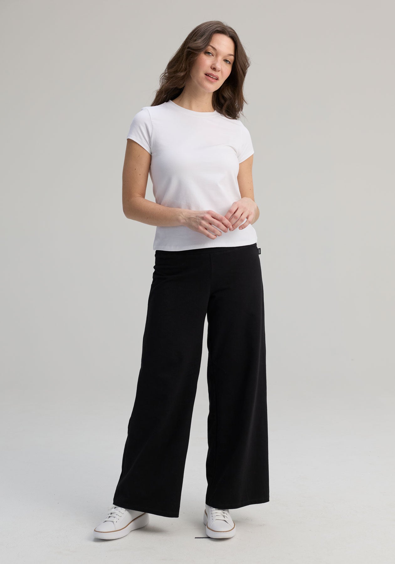 t-shirt uni blanc coton bio | Coupe féminine | OÖM Ethikwear